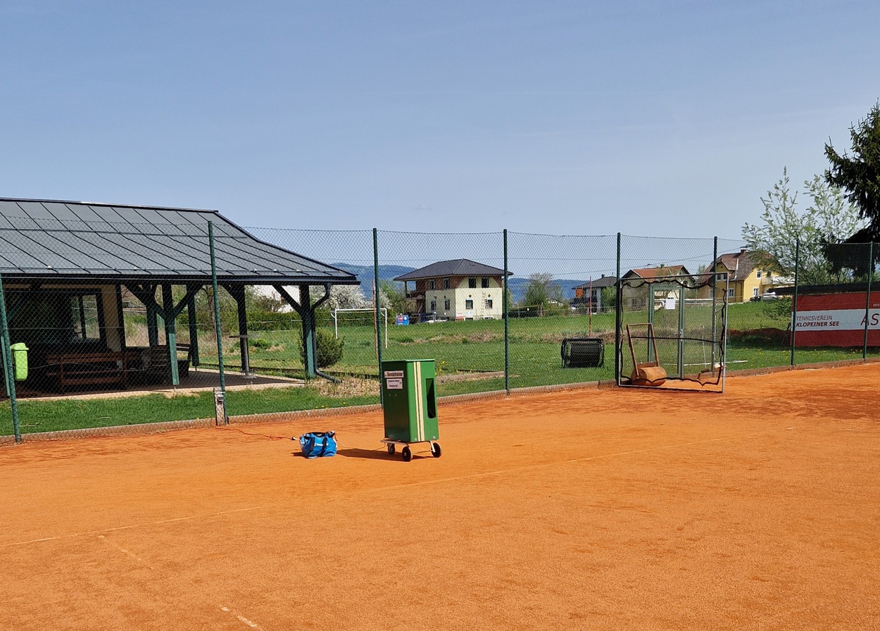 Ballwurfmaschine auf Platz Nr. 2