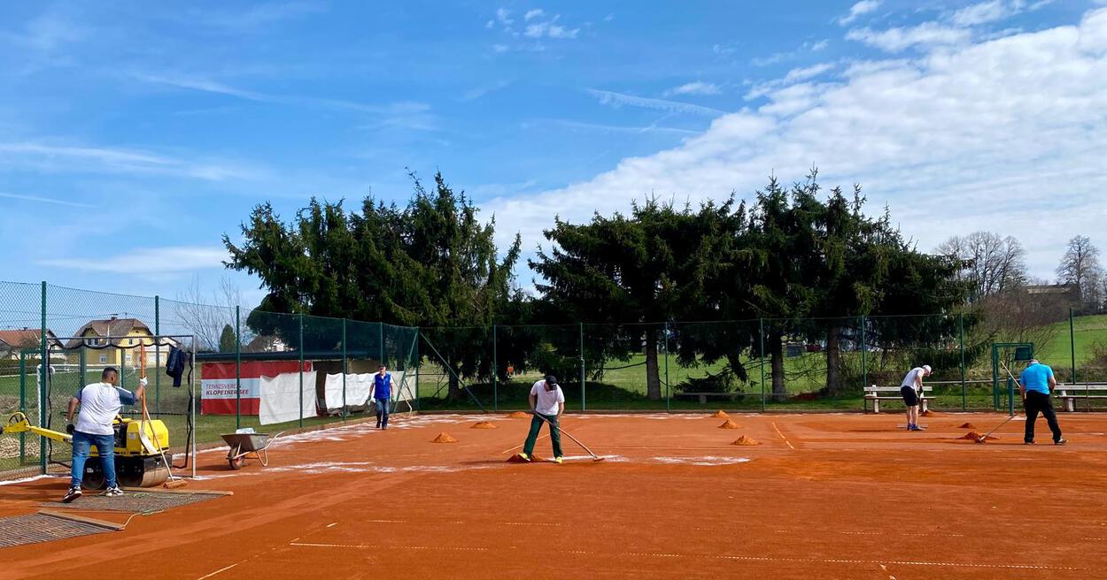Instandsetzung der Tennisanlage