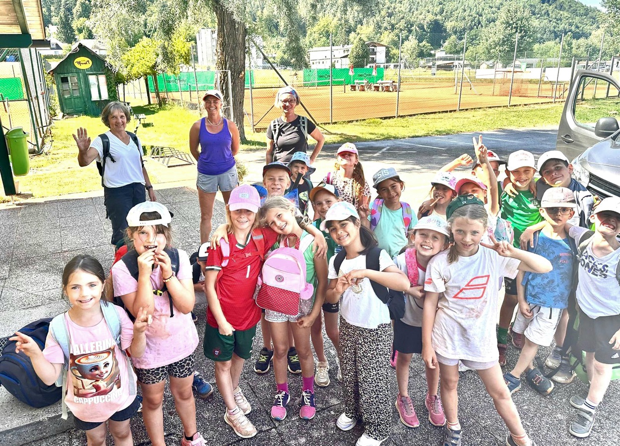 Tennisschnuppern der Volksschule St. Kanzian 